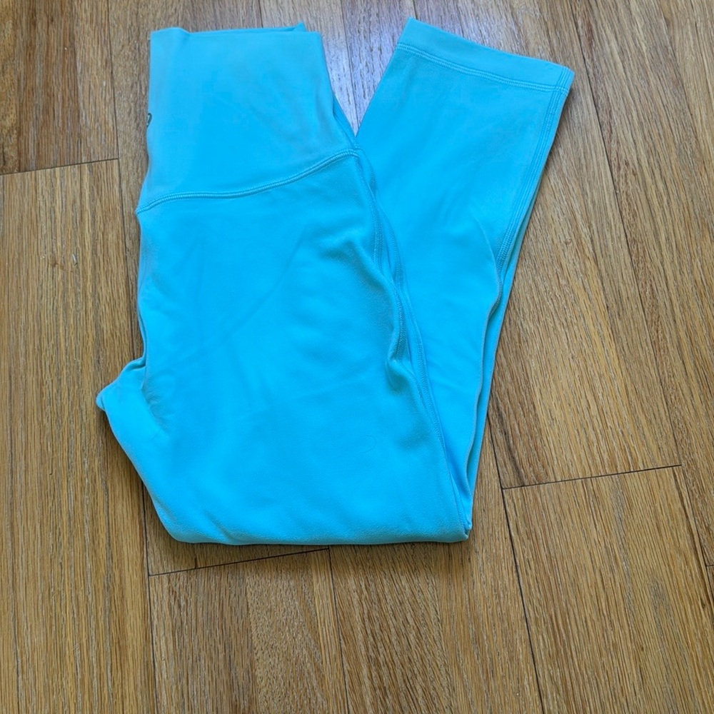 Lululemon High Rise Crop